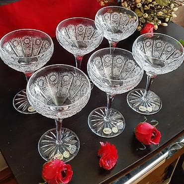 maqnit qapi toru: Tom 6 eded hündür murebbe ve ya marojnica ucun. Içi derindir — 2