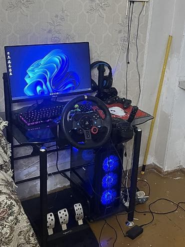 - Prosessor: AMD Ryzen 5 5600 (6 nüvə, 3.50 GHz) - Qrafika: AMD