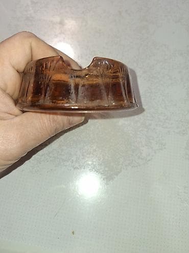 karaca: Винтажная пепельница. Медное стекло. Состояние идеальное. Страна — 7