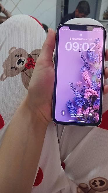 iphone x qiyməti: IPhone X, 64 GB, Ağ, Face ID — 2
