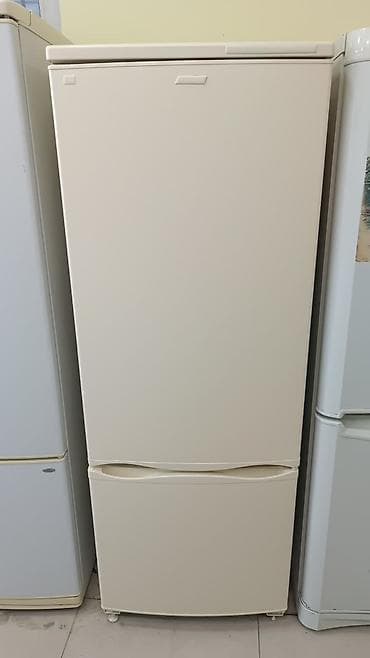 İşlənmiş 2 qapılı Indesit Soyuducu Satılır, rəng - Bej, Təkərli