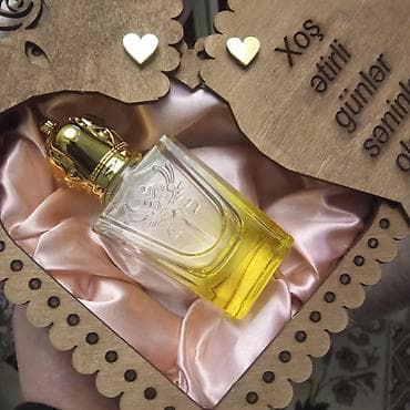 buta formasinda xonca: Hədiyyəlik ətir dəsti - Məhsul: qadın üçün ətir - Dizayn: ürək — 3