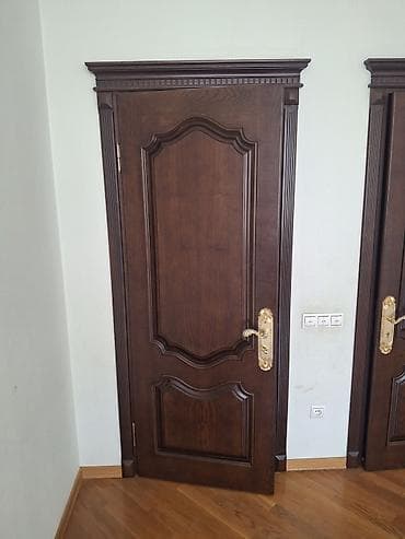 qoz: Klassik üslubda massiv ağac qapılar dəsti - Material: qalın massiv — 4