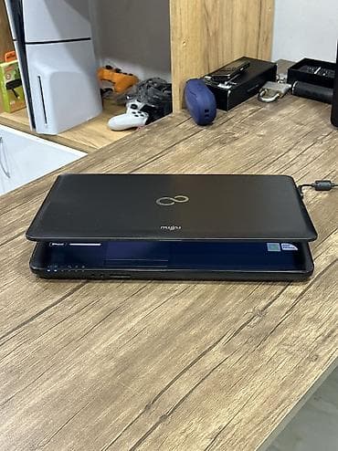 Fujitsu noutbuk Fujitsu notbuk ideal veziyyetdedir hec bir problemi — 2