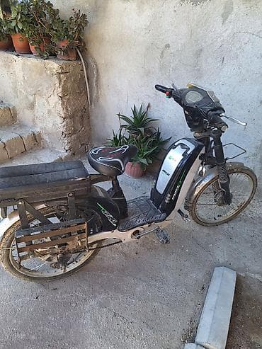 r17 disk təkər: Məhsul dəsti: 1) Elektrik moped/skuter - Pedal dəstəyi olan — 1