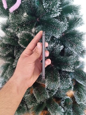 barter telefonla: IPhone 11, Qara, Face ID — 3