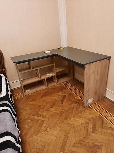 ofis aksesuar: Künc masa, Polkalı, Siyirməsiz, Teksturalı laminat, Zəmanətsiz, Kredit yoxdur — 2