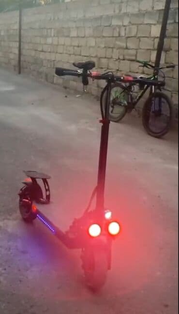 электрический скутер в баку: Elektrik skuter - Güclü ön ikili LED farlar və arxa işıqlandırma — 1