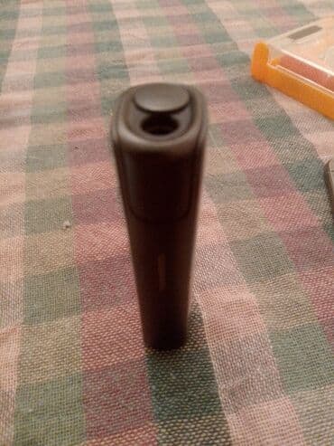 qara kapron: Elektron siqaret üçün zərif korpus/holder - Kompakt, uzunsov dizayn — 2