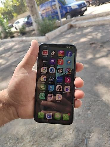 iphone kabrolari: IPhone 11 Pro, Space Gray — 1