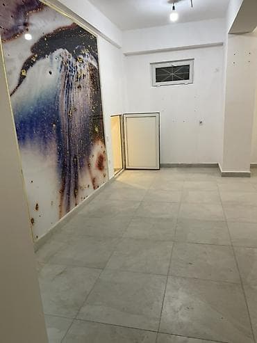 binalar: Gözəllik və dırnaq studiyası üçün hazır kommersiya sahəsi - Girişdə — 3