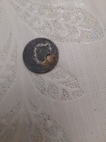 5000 rubl neçə manatdır: Məhsul: SSRİ dövrünə aid köhnə sikkələr dəsti Təsvir: - 3 kopeek – ön — 5