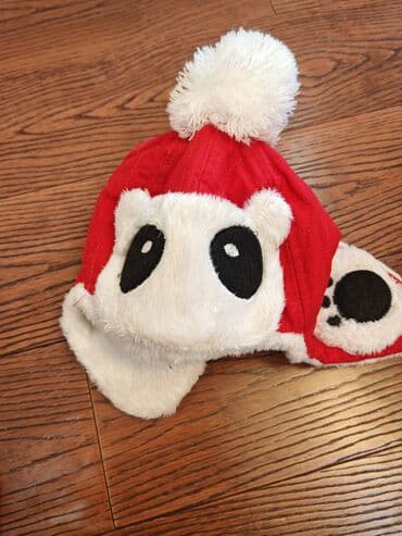 детская верхняя одежда: Uşaq geyimləri dəsti 1) Qalın kapüşonlu jaket: - Ön hissədə “BOYS — 7