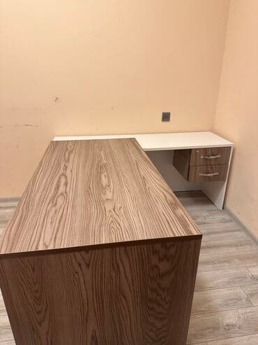 islenmis dikt satilir: SON QİYMƏTDİ .Ofis üçün masa şəkildəki kimidi — 2