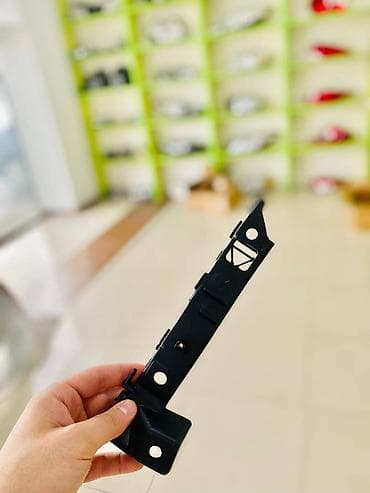 Kia Ceed 2007 on salacka . Kia Ceed 2008 qabaq sag ( sağ ) sol