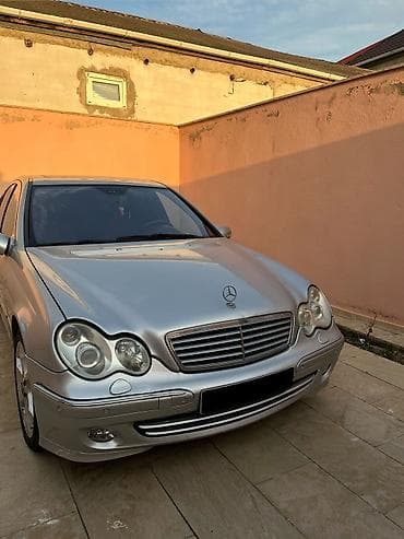 Nəqliyyat: Mercedes-Benz C-Class: 3.2 l | 2003 il Sedan — 8