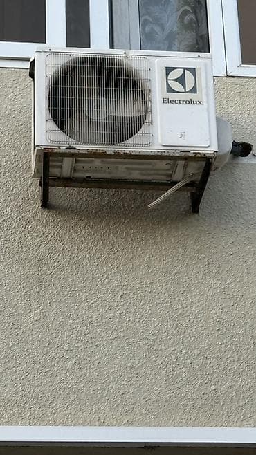 tavan ventilyator: Electrolux split kondisioner sistemi - Marka: Electrolux - Tip: Divar — 1