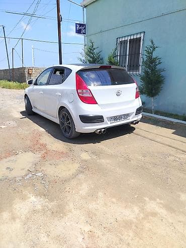 opel tigra 2005: Hyundai i30 Hatchback – “i30 Sport” paketli, ağ rəng. Əla — 4