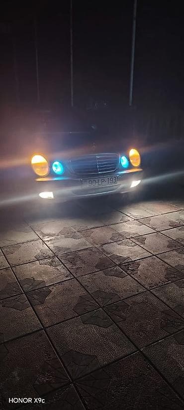 range rover 2018 qiyməti: Salam bu maşın satılır reyal alıçı axdarılıl il 1999 du mator 2 di — 8