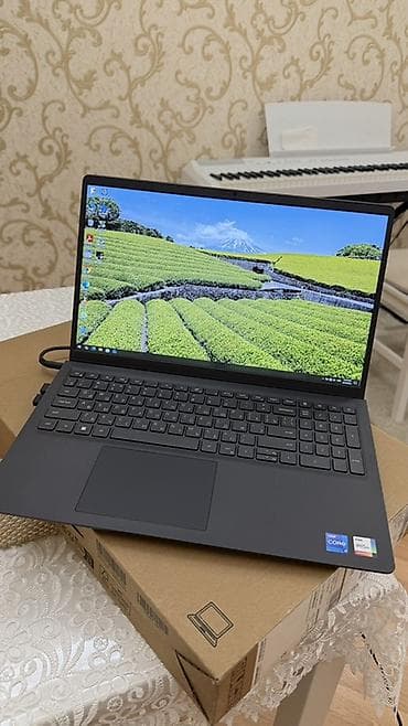 en ucuz netbook: Yeni Dell Inspiron, 15.6 ", Intel Core i7, 512 GB — 4