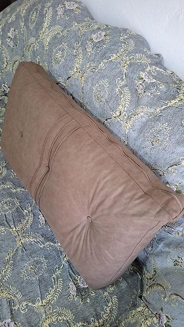 paduşka: Dekorativ Yeni Sadə Yastıq — 2