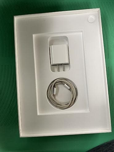 ipad planset: Apple iPad A16 planşet 4 ay işlenib. - Yaddaş: 128GB - Pil: 100% - — 5