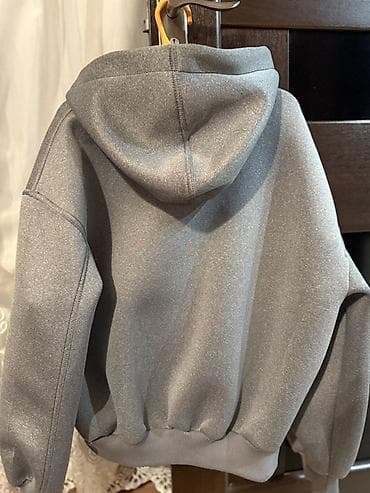Женская одежда: Bershka unisex kapuşonlu jaket - Rəng: boz (melanj effektli) - Ölçü — 2