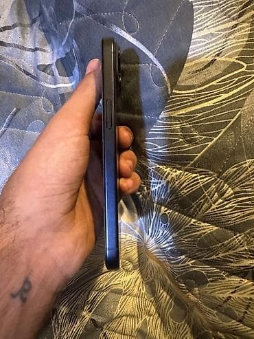 IPhone 15, 256 GB, Jet Black, Zəmanət, Kredit, Qırıq — 1