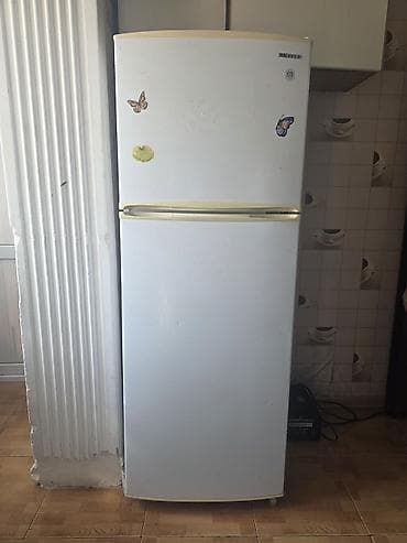 soba şüşəsi: 2 qapılı Samsung Soyuducu Satılır, rəng - Ağ, Təkərli — 2