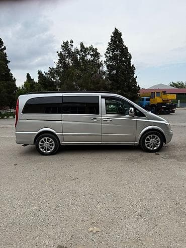arxa kapot: Mercedes-Benz Vito: 2.2 l | Van/Minivan — 4