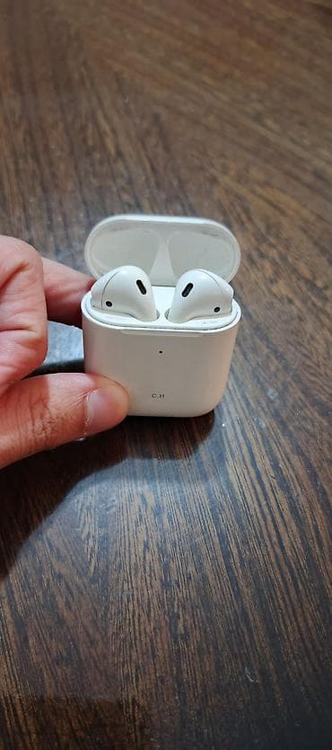 bluetooth mikrafon: Simsiz qulaqlıq – ağ rəng, şarj qutusu ilə - Dizayn: qulaq içi (yarı — 1