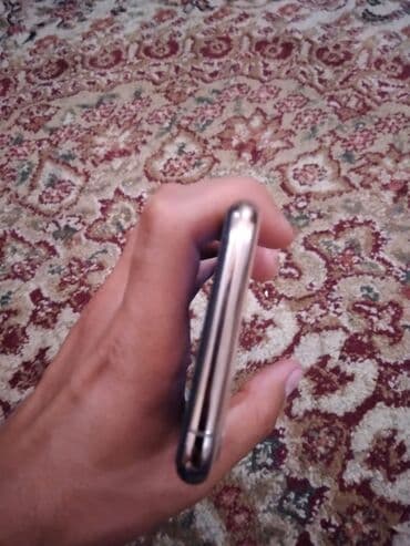 qizil tərəzi: IPhone 11 Pro, 256 ГБ, Золотой — 2
