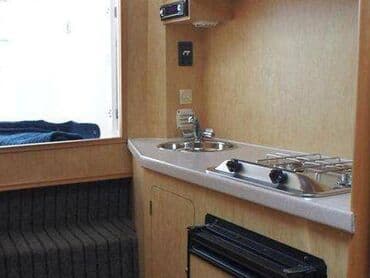 cirkab su: Современный Катер "Си бриз 33". размеры 10 м. х 3 м., осадка 0.5 м. — 3