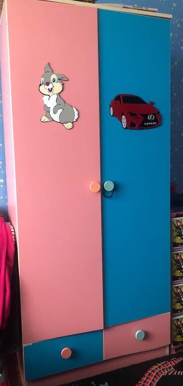 двухъярусные угловые кровати: Для девочки и мальчика, Б/у, Кровать, МДФ — 3