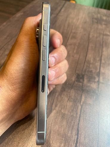 ipad mimi 2: IPhone 16 Pro, 256 GB, Gümüşü — 2