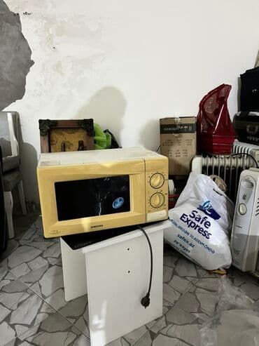 ikinci əl soyuducu satışı: Mikrodalğalı soba Samsung, Ayrıca dayanan, Mikrodalğalar ilə, rəng - Bej, İşlənmiş — 4