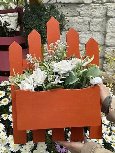 Divar üçün dekorativ taxta güldan (askılı) - Material: bərk ağacdan