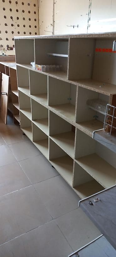 Məişət və təsərrüfat malları üçün geniş çeşidli piştaxta və rəf — 8
