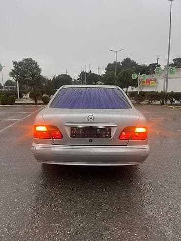 amg diski: Mercedes-Benz E-Class: 2.7 l | 2000 il Sedan — 3