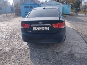vaz 2107 qara: Kia Cerato sedan – qara rəng - Kuzov: 4 qapılı sedan, qara rəng, ön və — 4