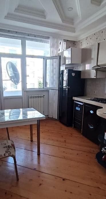 gencede ev elani: Salam Evdə Tək Bəy Yaşıyır Sadəcə Şənbə bazar 3 otaq 145 kv evi və — 5