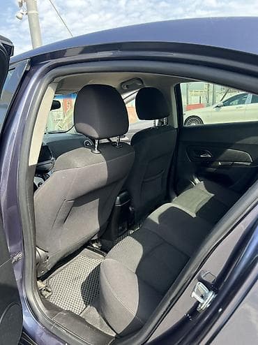 aveo chevrolet 2013: Chevrolet Cruze: 1.4 l | 2013 il 208000 km Sedan — 8