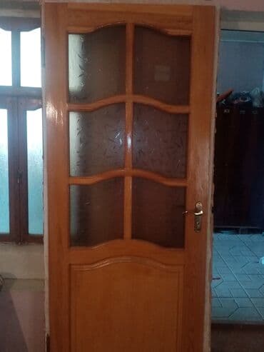 Furnitura və aksessuarlar: Az işlənib Sumqayıt şəhərindədir yaxşı vəziyyətdədir . Biri — 1