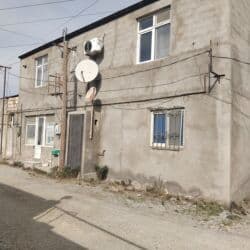 5 mkr satilan evler: 4 otaqlı, 220 kv. m, Kredit var, Orta təmir — 22