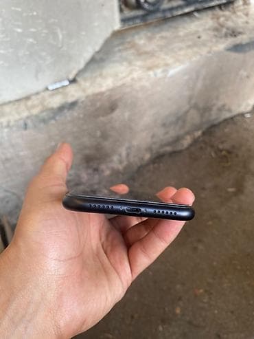 iphone xs pro max: IPhone Xr, 64 GB, Qara, Face ID — 5