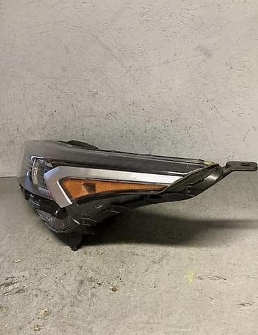 Sağ, Yaxın və uzaq vuran işıqlar Hyundai, 2022 il, Orijinal, ABŞ, İşlənmiş