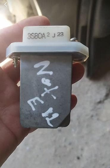 nissan kiks: Nissan orginal
Elaqe nomresi 055-725-52-53 — 1