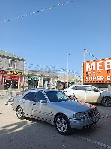 vito viano oturacaqlar: Mercedes-Benz C-Class: 1.8 l | 1997 il Sedan — 4