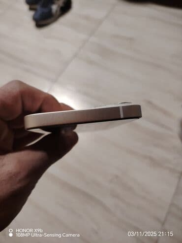 iphone 15 divar kağızları: IPhone 13, Ağ, Face ID — 6