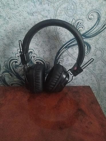 mikrafon kalonka: Qulaqlıq – tam ölçülü, qapalı tip - Rəng: qara - Üst hissə: yumşaq — 1